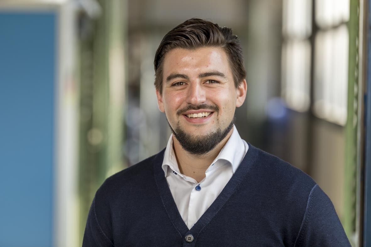 Foto Portrait von Jonas Bodenbender.